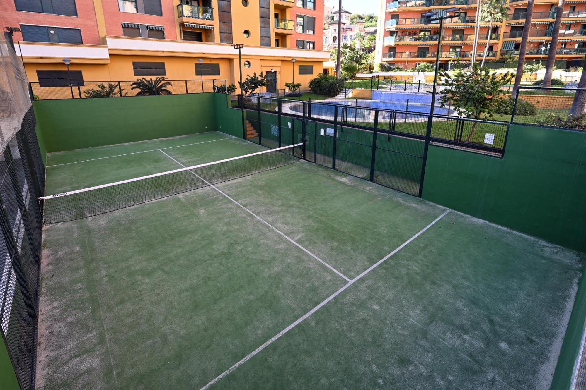 Love Rent4 Malaga Playa Del Bajondillo توريمولينوس المظهر الخارجي الصورة